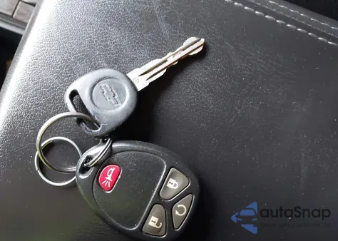 2015 Chevrolet Traverse 1Lt z USA, uszkodzony, nr VIN 1GNKVGKD3FJ226613